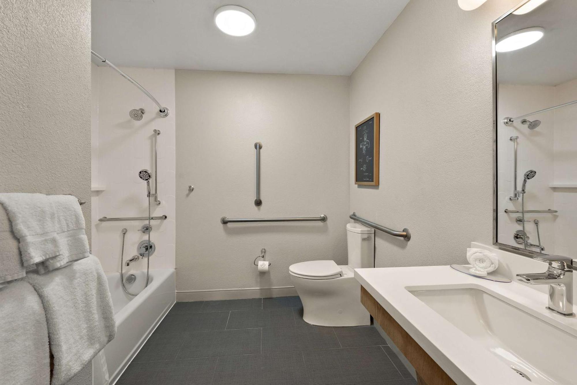Sonesta Simply Suites Irvine East Foothill Lake Forest Εξωτερικό φωτογραφία